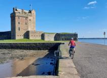 Cycling Coast and Castles route in Dundee